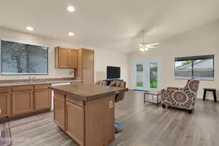 2859 W Simplicity Dr, Tucson, AZ 85741 - Photo 9