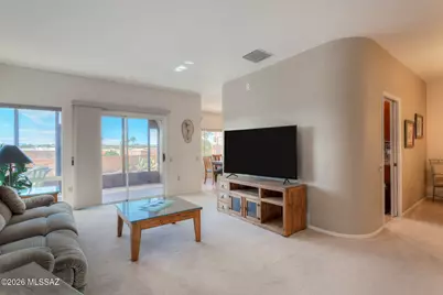 1937 W Via Nuevo Leon, Green Valley, AZ 85622 - Photo 11