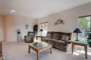 1937 W Via Nuevo Leon, Green Valley, AZ 85622 - Photo 9