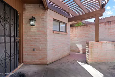 2000 E Campbell Terrace, Tucson, AZ 85718 - Photo 3