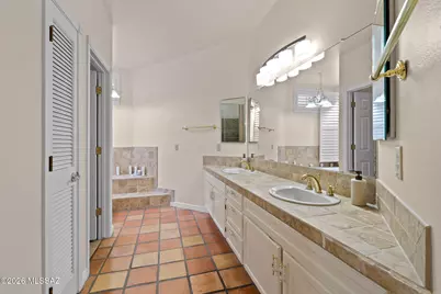 2000 E Campbell Terrace, Tucson, AZ 85718 - Photo 19