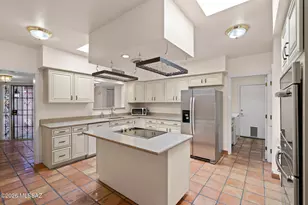 2000 E Campbell Terrace, Tucson, AZ 85718 - Photo 11