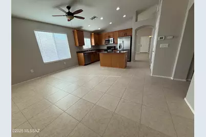 12432 N Floating Feather Lane, Marana, AZ 85658 - Photo 3