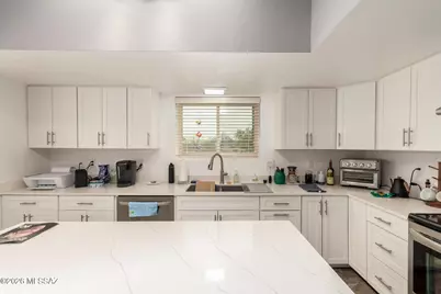 3944 S Placita De La Moneda, Green Valley, AZ 85622 - Photo 15