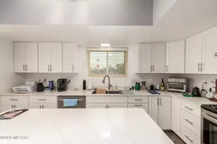 3944 S Placita De La Moneda, Green Valley, AZ 85622 - Photo 15