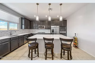 682 W Calle Espadero, Sahuarita, AZ 85629 - Photo 3