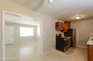 4649 E 14th St, Tucson, AZ 85711 - Photo 5