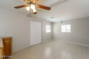 4649 E 14th St, Tucson, AZ 85711 - Photo 7