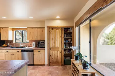 1300 N Placita Parasol, Green Valley, AZ 85614 - Photo 9