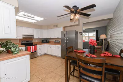 6759 E Hawk Drive, Tucson, AZ 85730 - Photo 5