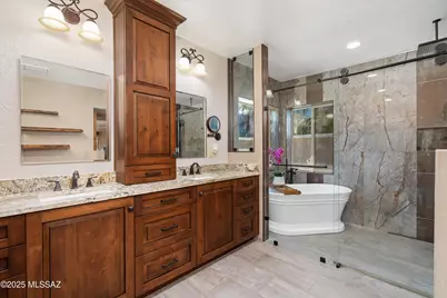 4644 N Avenida Del Cazador, Tucson, AZ 85718 - Photo 9