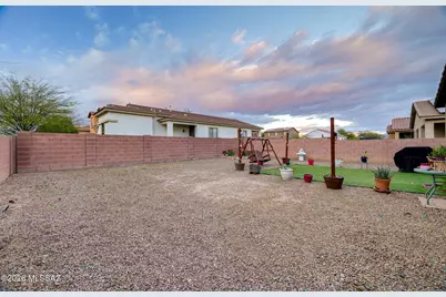 12084 W Makenna Lane, Marana, AZ 85653 - Photo 39