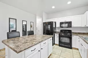 12084 W Makenna Ln, Marana, AZ 85653 - Photo 23