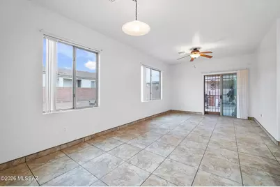 12084 W Makenna Lane, Marana, AZ 85653 - Photo 31