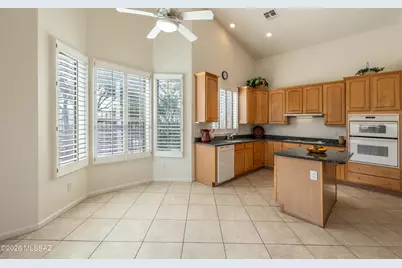 38665 S Sand Crest Drive, Tucson, AZ 85739 - Photo 11