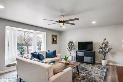 2124 S Oak Park Drive, Tucson, AZ 85710 - Photo 7