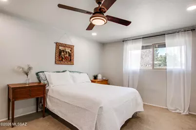 2124 S Oak Park Drive, Tucson, AZ 85710 - Photo 17