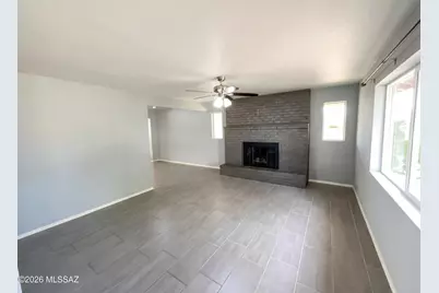 6702 E Scarlett Street, Tucson, AZ 85710 - Photo 3