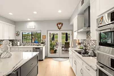 901 E Camino Corrida, Oro Valley, AZ 85704 - Photo 11