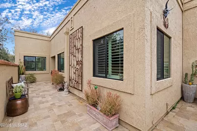 901 E Camino Corrida, Oro Valley, AZ 85704 - Photo 5