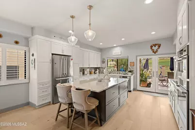 901 E Camino Corrida, Oro Valley, AZ 85704 - Photo 9