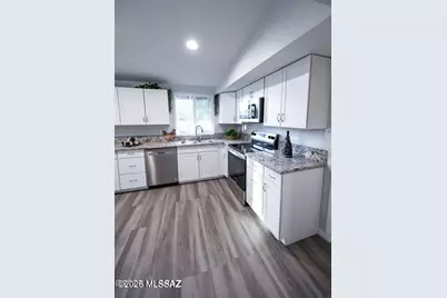 7122 E Eastland Street, Tucson, AZ 85710 - Photo 5
