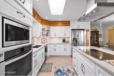 1451 W Calle Amadeo, Green Valley, AZ 85622 - Photo 11