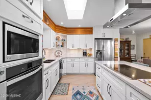 1451 W Calle Amadeo, Green Valley, AZ 85622 - Photo 11