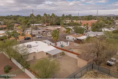 3244 N Cardi Boulevard, Tucson, AZ 85716 - Photo 3