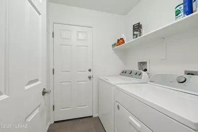 6085 N Panorama View Drive, Tucson, AZ 85704 - Photo 23