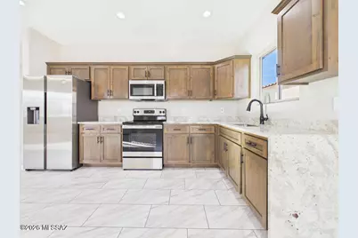 31 E Elm Street, Tucson, AZ 85705 - Photo 9