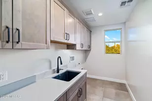 3560 N San Sebastian Dr, Tucson, AZ 85750 - Photo 35