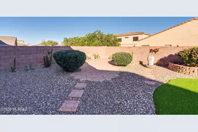 10043 E Denver Hill Drive, Tucson, AZ 85748 - Photo 43