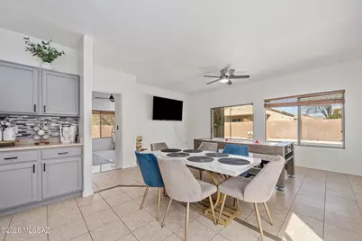 11132 W Coppertail Drive, Marana, AZ 85653 - Photo 3