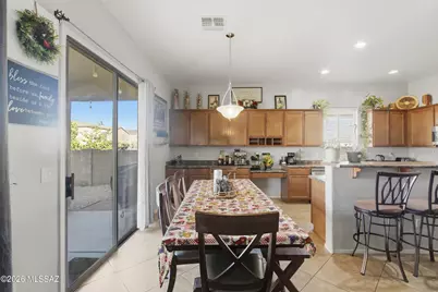 8286 W Calle Sancho Panza, Tucson, AZ 85757 - Photo 13