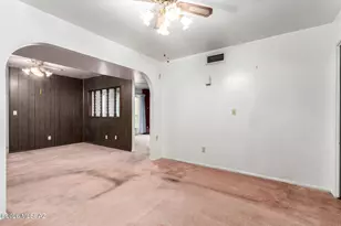 1952 W Brichta Dr, Tucson, AZ 85745 - Photo 9