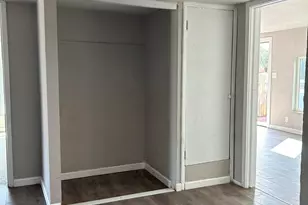 210/212 W Blacklidge Dr, Tucson, AZ 85705 - Photo 3