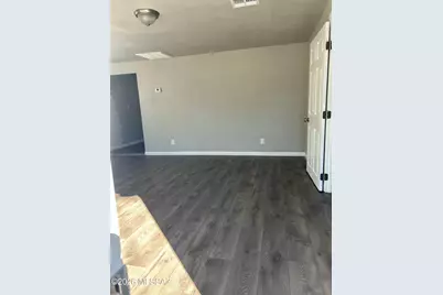 210/212 W Blacklidge Drive, Tucson, AZ 85705 - Photo 9