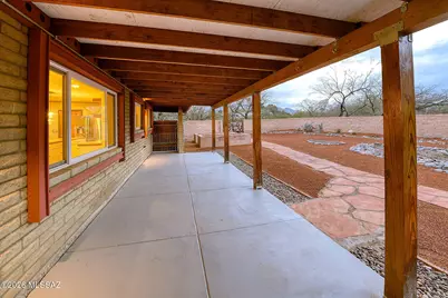 4231 N Bidahochi Drive, Tucson, AZ 85749 - Photo 9