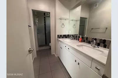 898 E Millenium Court, Tucson, AZ 85719 - Photo 9