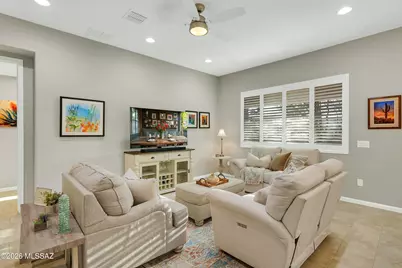 13121 N Humphreys Peak Drive, Oro Valley, AZ 85755 - Photo 9