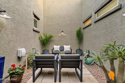 13121 N Humphreys Peak Drive, Oro Valley, AZ 85755 - Photo 25