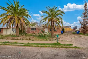 4833 E 23rd St, Tucson, AZ 85711 - Photo 1