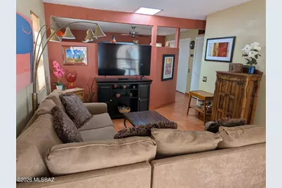122 W Calle Del Ano, Green Valley, AZ 85614 - Photo 1