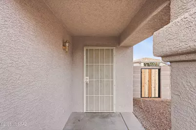 5556 S Desert Redbud Drive, Tucson, AZ 85757 - Photo 35