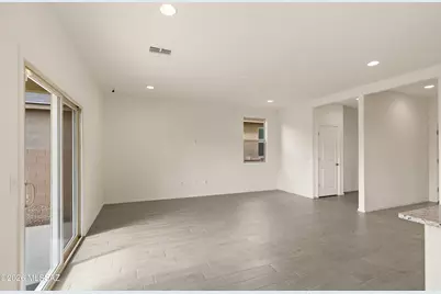4818 E Greenway Wash Drive, Tucson, AZ 85706 - Photo 7