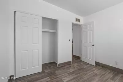 2515 S Kevin Drive, Tucson, AZ 85748 - Photo 9