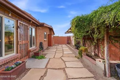 2932 N Dodge Boulevard, Tucson, AZ 85716 - Photo 33