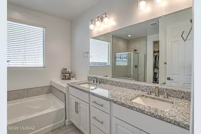 12573 N Belden Place, Marana, AZ 85653 - Photo 15