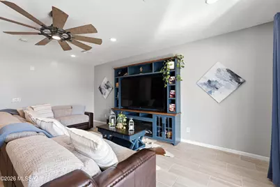 10781 W Whitehall Drive, Marana, AZ 85653 - Photo 15